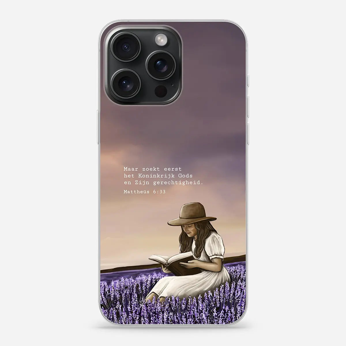 Christelijk softcase telefoonhoesje van Art by Claudia met artwork geïnspireerd op Mattheüs 6:33, vrouw zittend in lavendelveld, symbool van hoop en geloof.